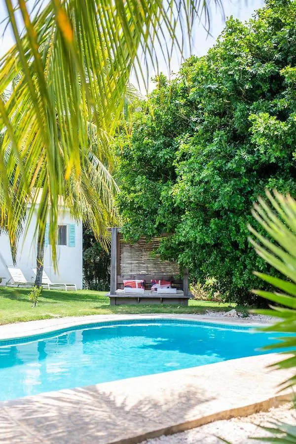 Tuk Tropical Boutique Resort Jan Thiel Willemstad