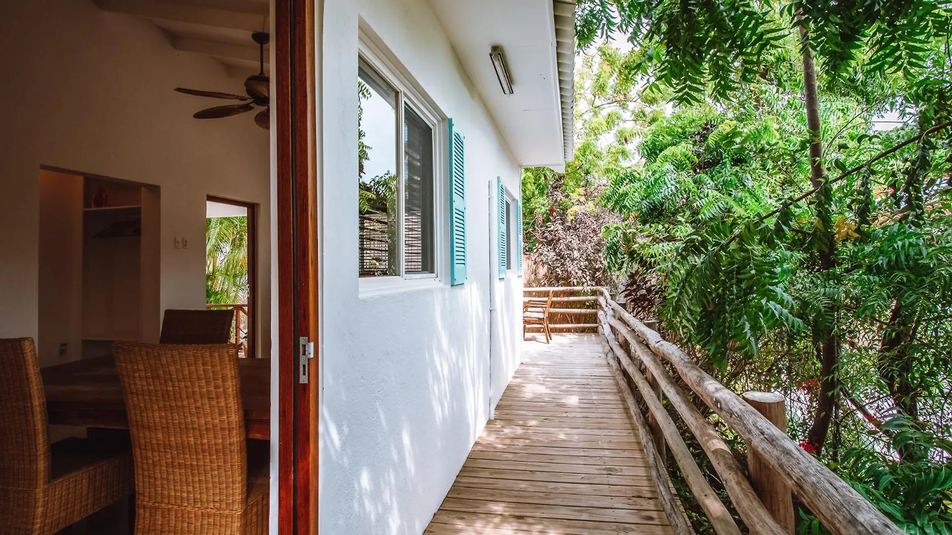 Tuk Tropical Boutique Resort Jan Thiel Willemstad 4*,  Curacao