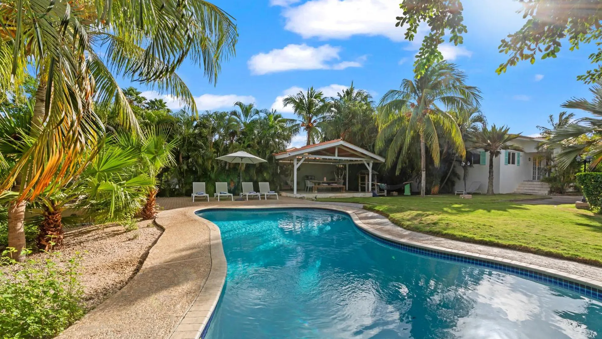 Tuk Tropical Boutique Resort Jan Thiel Willemstad