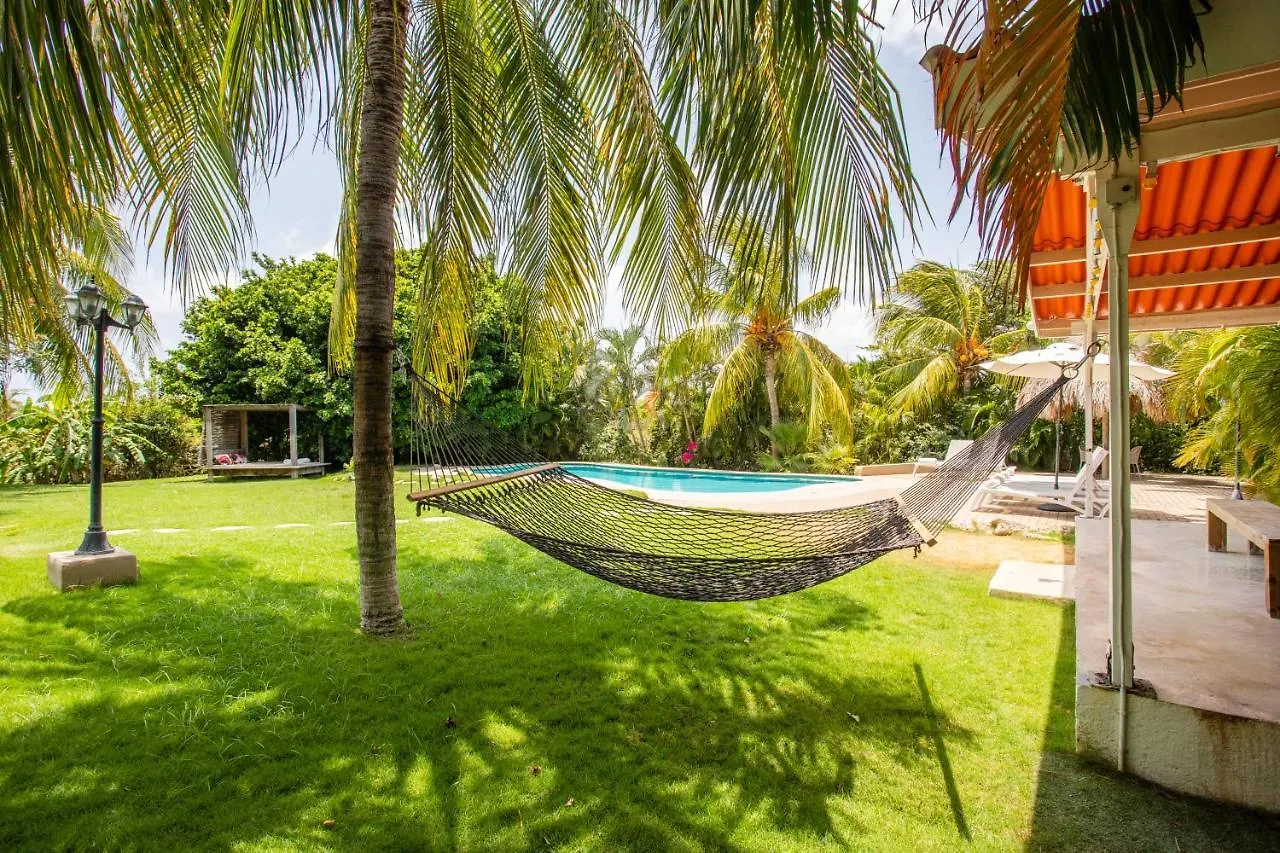 Tuk Tropical Boutique Resort Jan Thiel Willemstad
